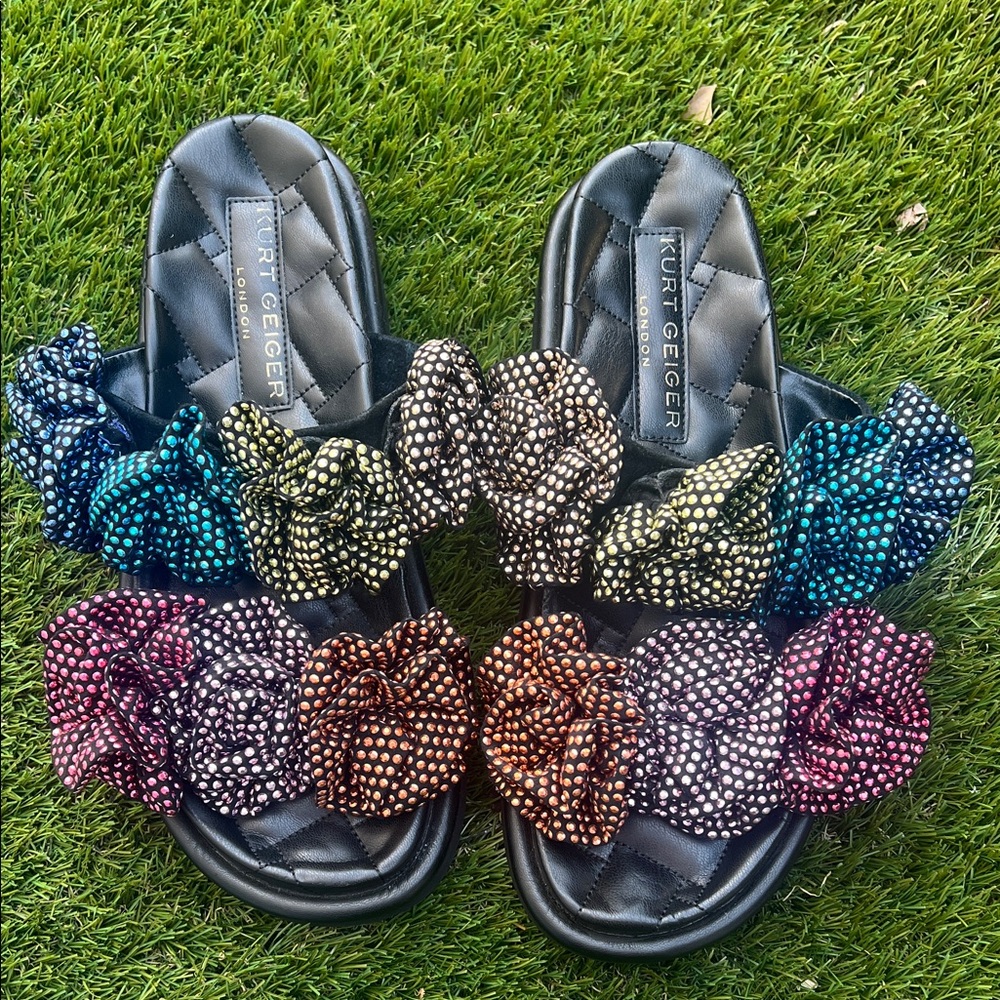 Kurt Geiger Vibrant Knotted Slide Sandals